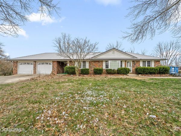 723 HALIFAX ROAD, Holts Summit, MO 65043