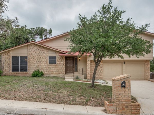 8503 RIDGE STONE ST, San Antonio, TX 78251