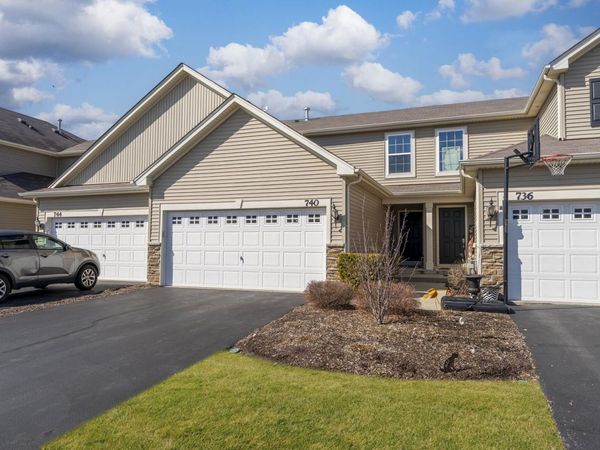 740 Florence Street , Hampshire, IL 60140