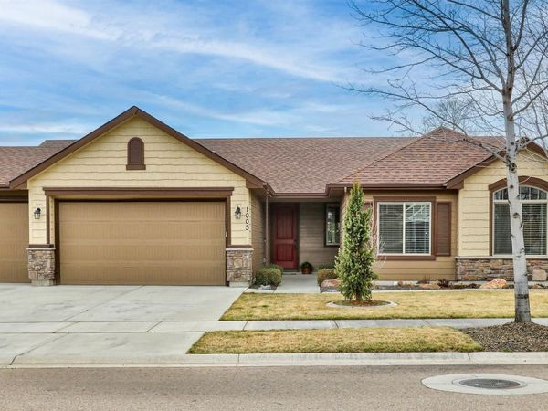 1003 Overland Trail St, Middleton, ID 83644
