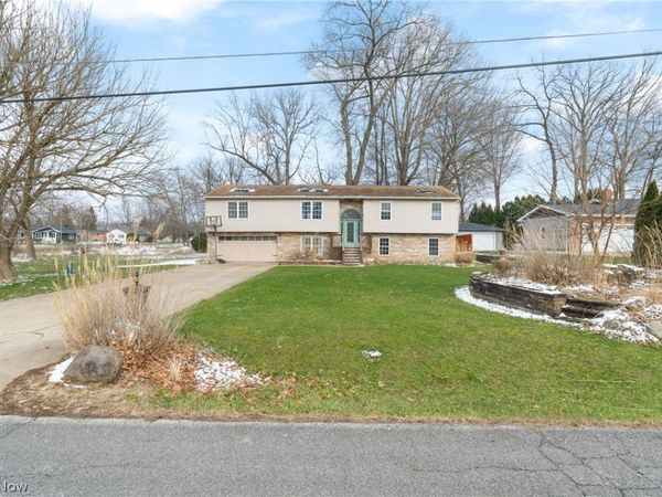 4885 Will Drive , New Franklin, OH 44319