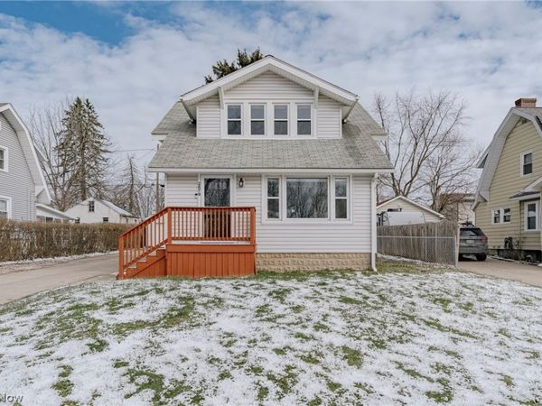 2679 N Bender Avenue , Akron, OH 44319