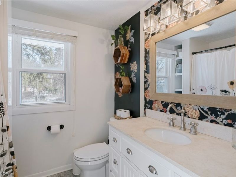 2679 N Bender Avenue , Akron, OH 44319 Photo 22