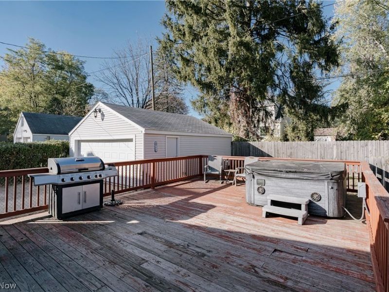 2679 N Bender Avenue , Akron, OH 44319 Photo 28