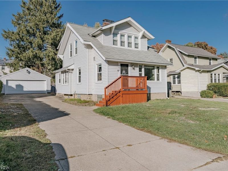 2679 N Bender Avenue , Akron, OH 44319 Photo 3