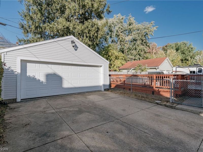 2679 N Bender Avenue , Akron, OH 44319 Photo 30