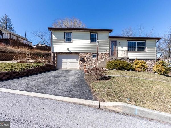 1818 BELL AVENUE , ALTOONA, PA 16602