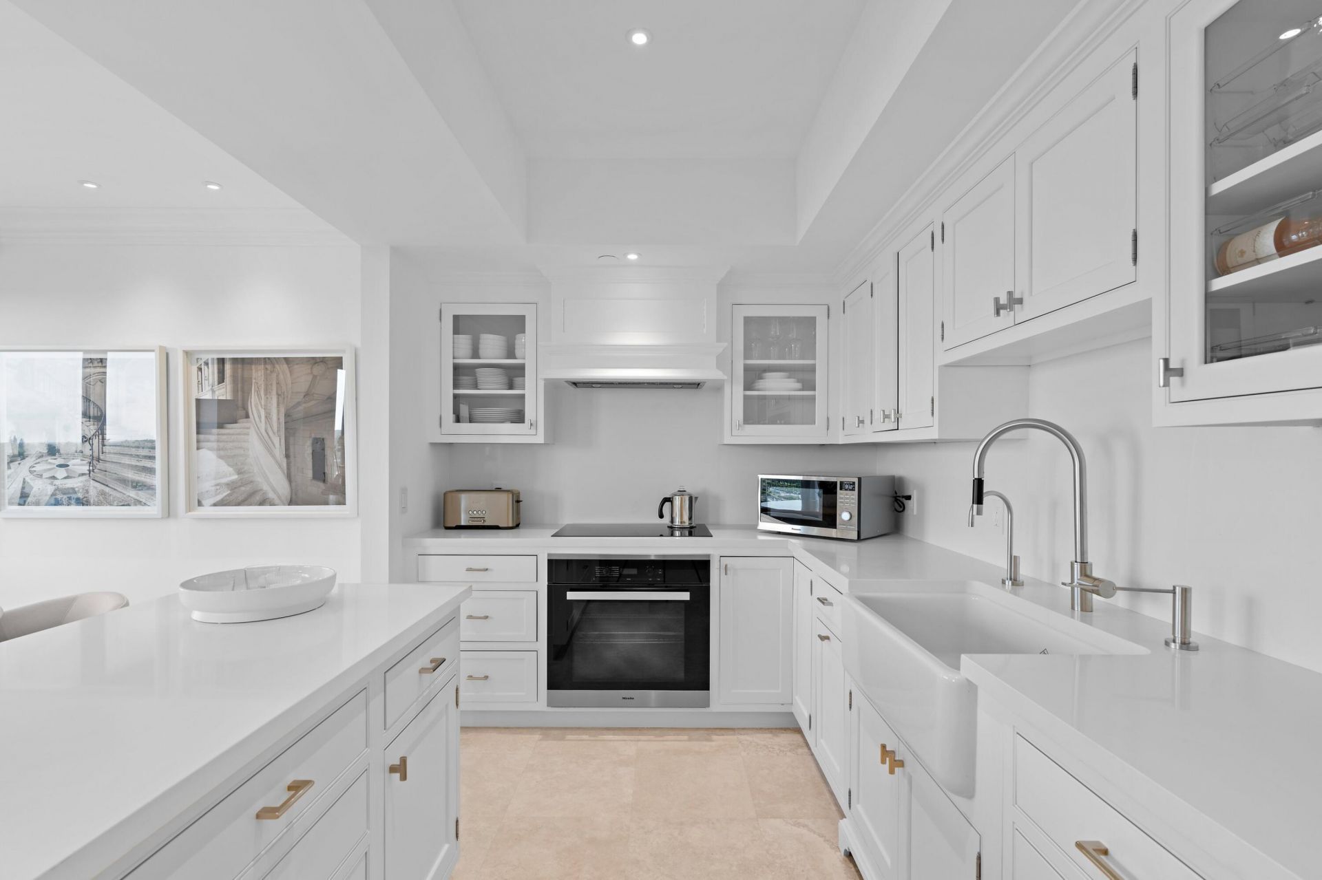 150 Bradley Place, Unit 615, Palm Beach, FL 33480 Photo