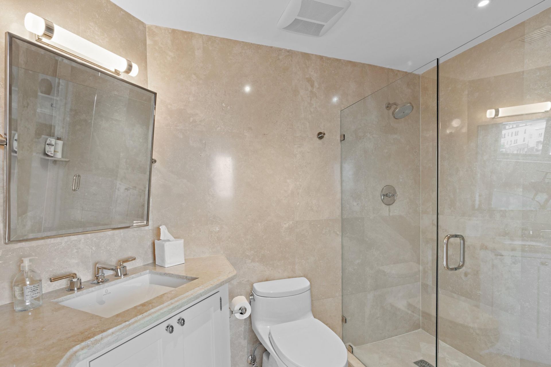 150 Bradley Place, Unit 615, Palm Beach, FL 33480 Photo