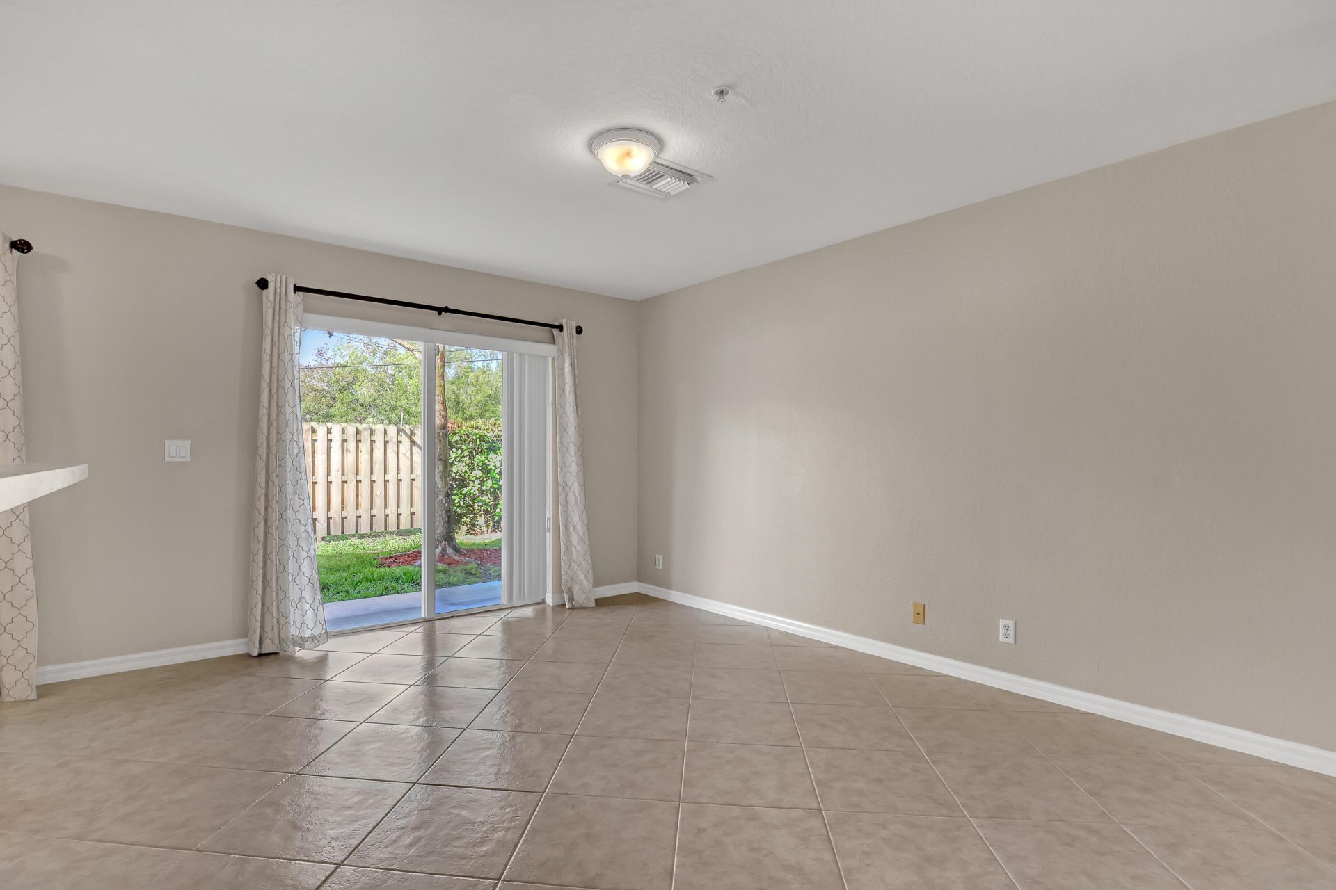 296 SE Bloxham Way, Stuart, FL 34997 Photo