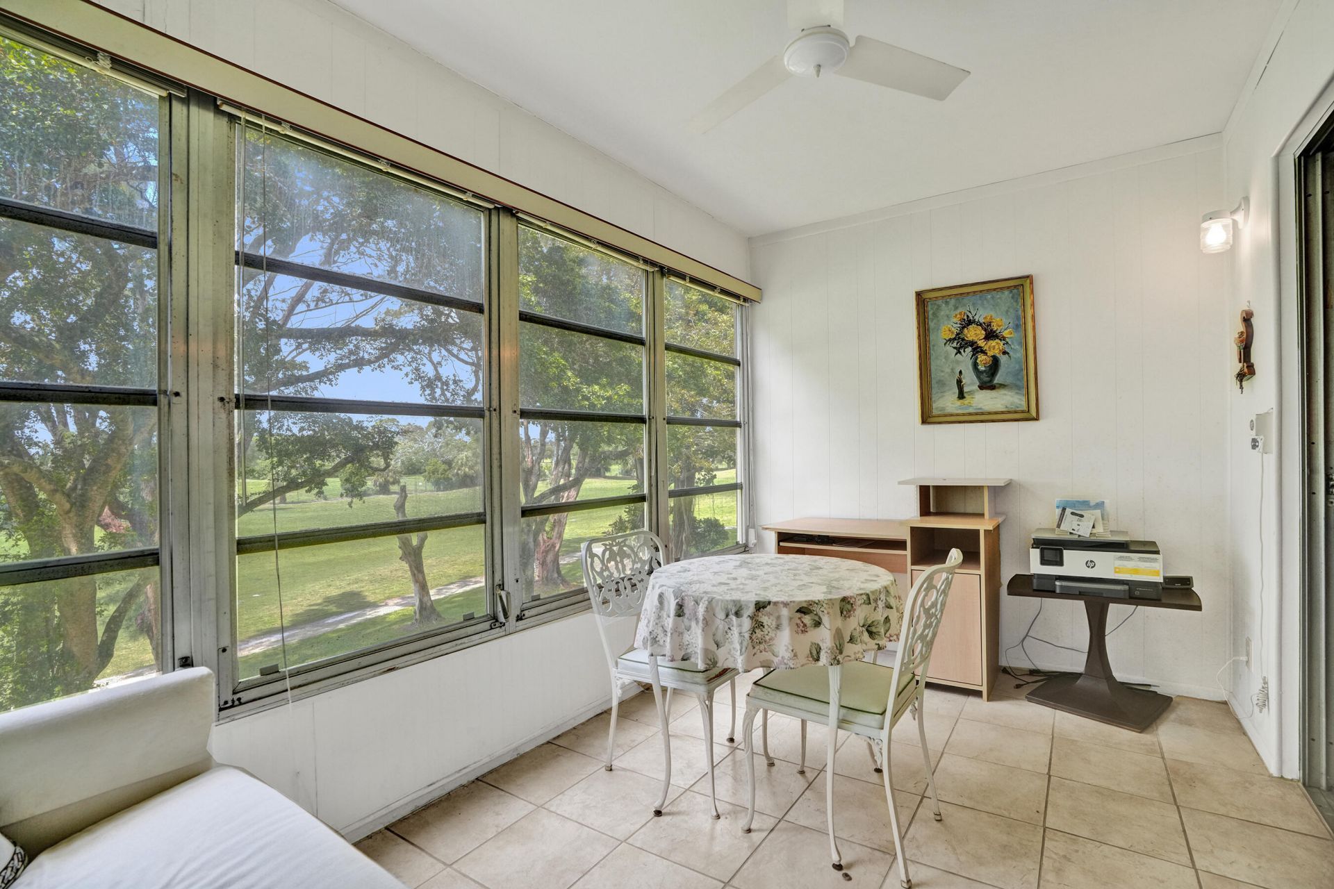 1055 Country Club Drive, Unit 305, Margate, FL 33063 Photo