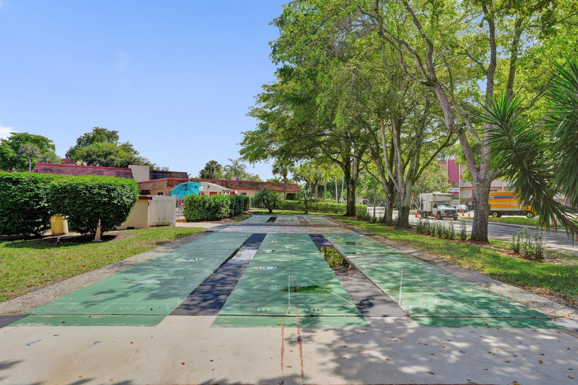 1055 Country Club Drive, Unit 305, Margate, FL 33063 Photo