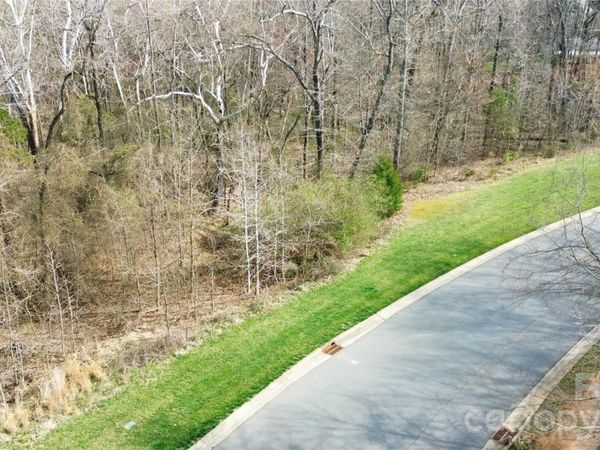 8206 Caliterra Drive , Charlotte, NC 28227