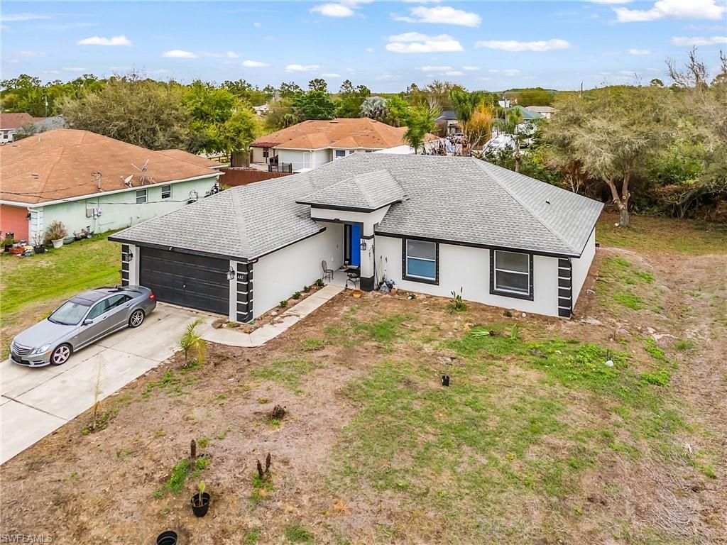 442 Willowbrook Dr, Lehigh Acres, FL 33972 Photo