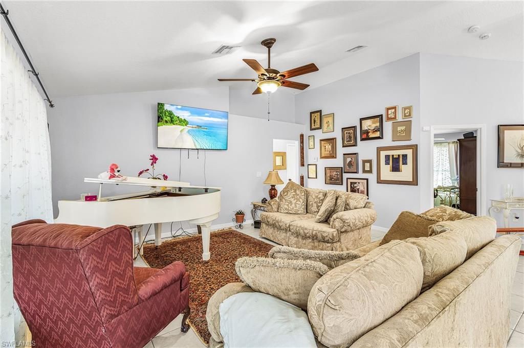 442 Willowbrook Dr, Lehigh Acres, FL 33972 Photo