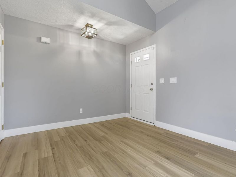 395 Grinnell Street, Pickerington, OH 43147 Photo 6