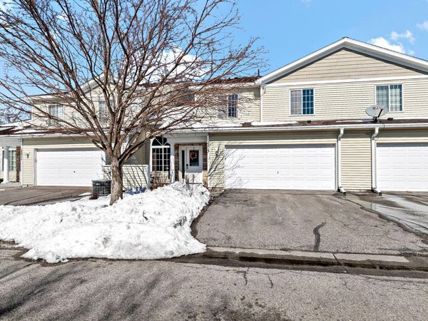 2213 Holly Curve, Hudson, WI 54016