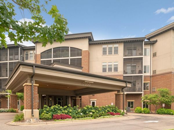 7100 Metro Boulevard, Unit 409, Edina, MN 55439