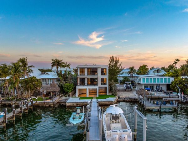 21 Stillwright Way, KEY LARGO, FL 33037