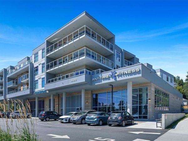 5120 Cordova Bay Rd , Unit 304, Saanich, BC V8Y 2K5