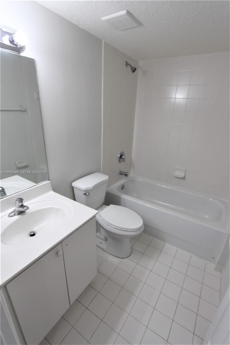 22831 SW 88th Pl , Unit 201, Cutler Bay, FL 33190 Photo