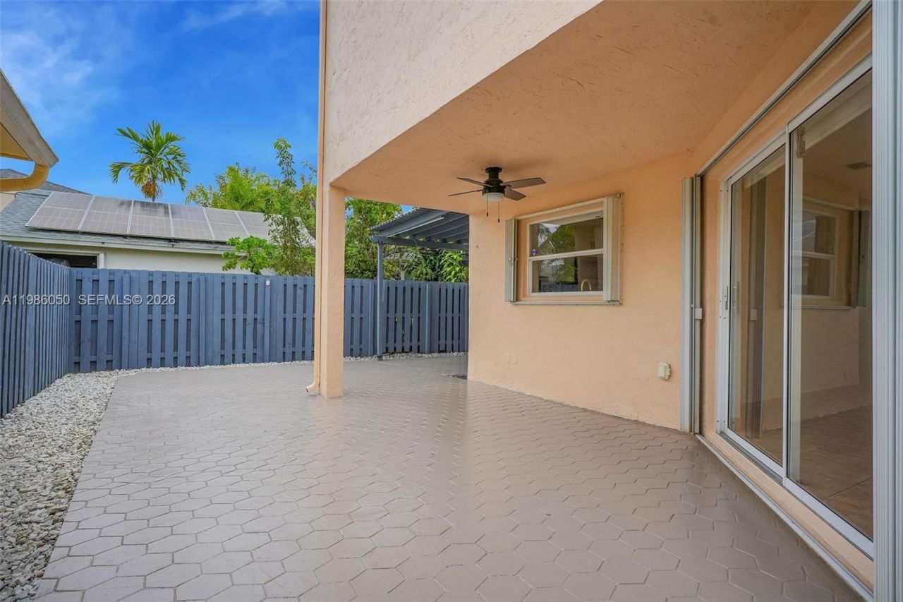 11811 SW 102nd St, Miami, FL 33186 Photo