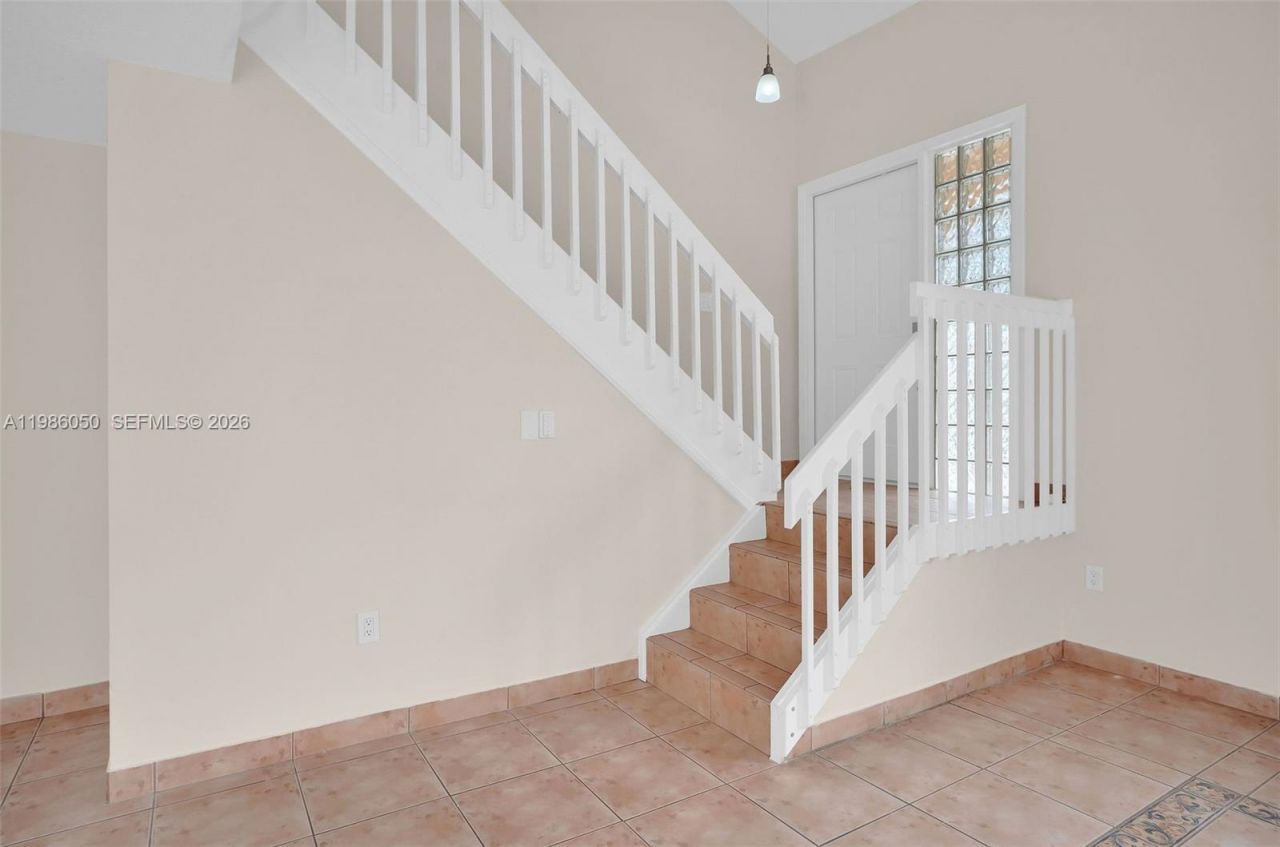 11811 SW 102nd St, Miami, FL 33186 Photo