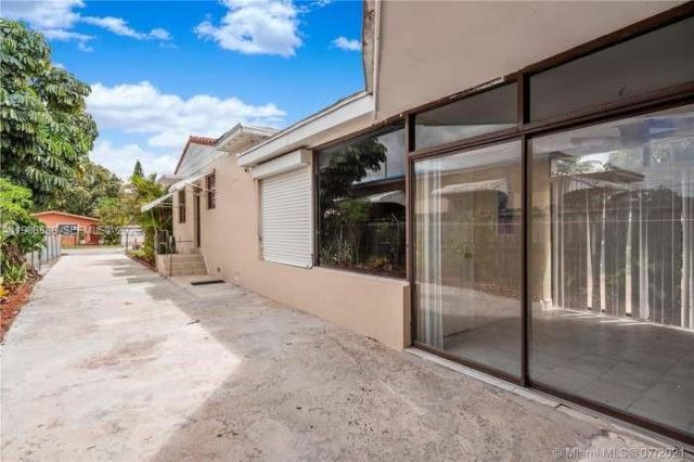 52 E 50th Pl, Hialeah, FL 33013 Photo