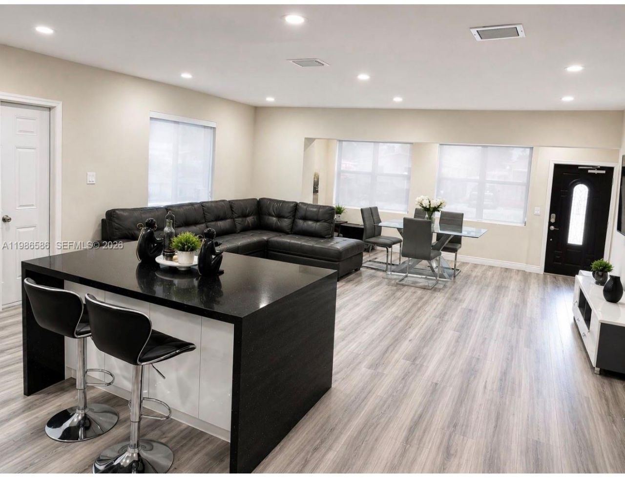 52 E 50th Pl, Hialeah, FL 33013 Photo