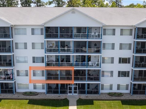 18011 Blue Anchor Dr. Drive , Unit 123, Gravois Mills, MO 65037