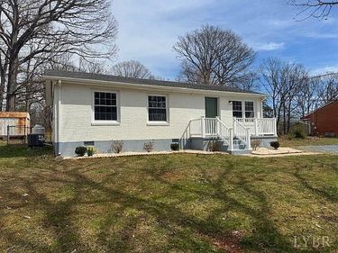 471 Briar Cliff Circle, Lynchburg, VA 24502