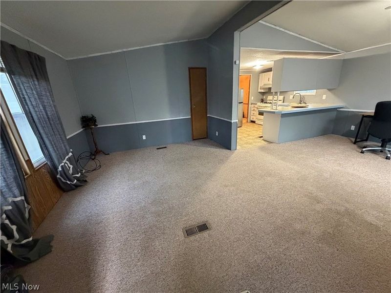 856 Beech Avenue, Painesville Township, OH 44077 Photo 2