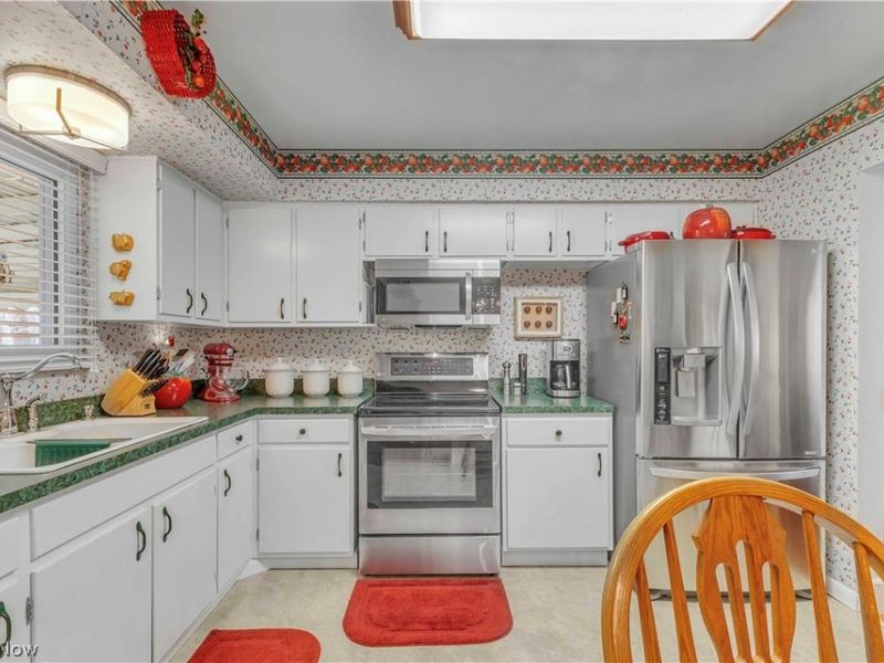 4430 Bentley Drive , North Olmsted, OH 44070 Photo 10