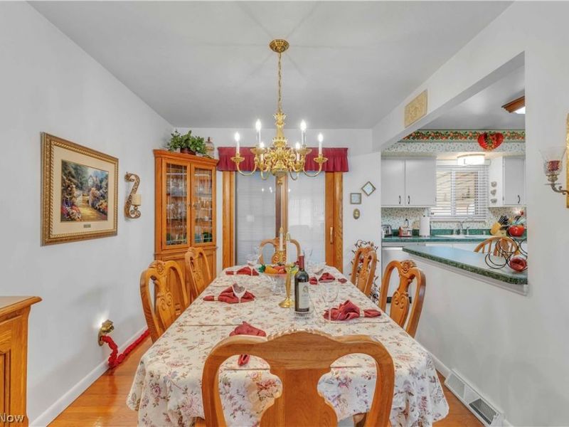 4430 Bentley Drive , North Olmsted, OH 44070 Photo 14