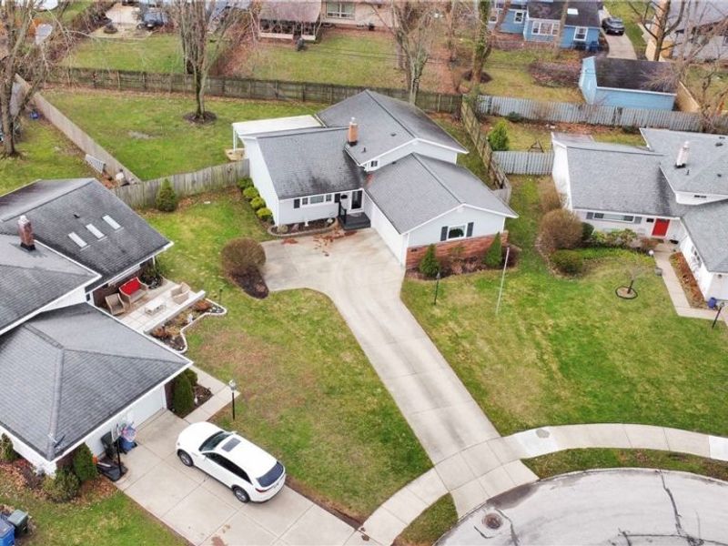 4430 Bentley Drive , North Olmsted, OH 44070 Photo 42