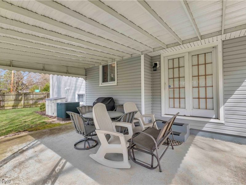 4430 Bentley Drive , North Olmsted, OH 44070 Photo 5