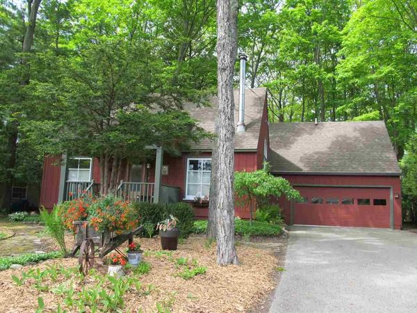 599 Sargent St., Harbor Springs, MI 49740