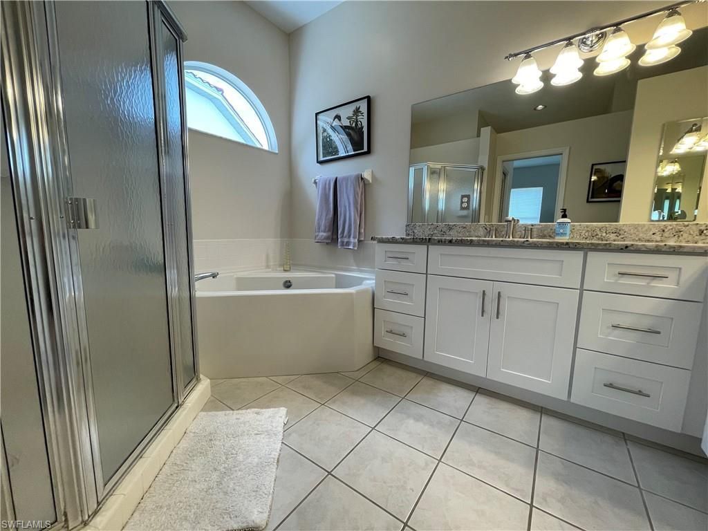 25260 Bay Cedar Dr , Bonita Springs, FL 34134 Photo