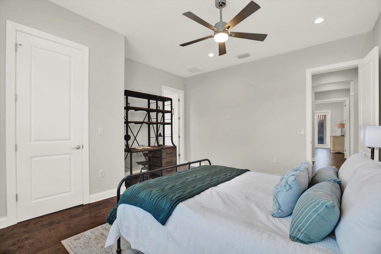 3600 W San Luis Street, Tampa, FL 33629 Photo