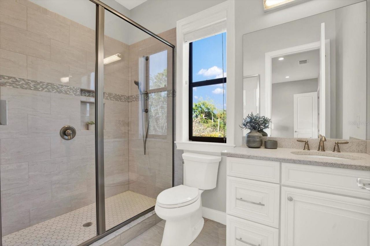 3600 W San Luis Street, Tampa, FL 33629 Photo