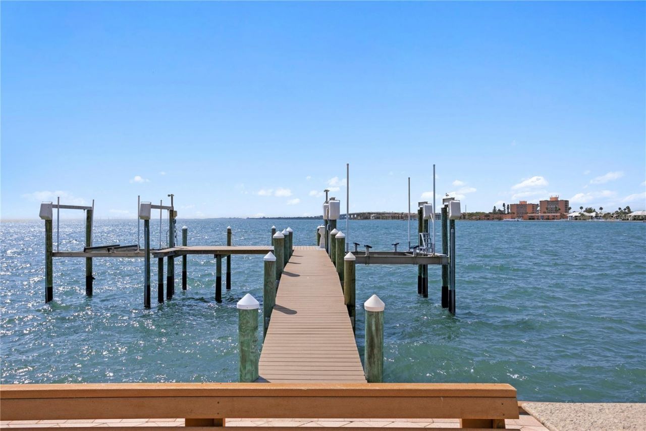 2970 68th Avenue S, Saint Petersburg, FL 33712 Photo