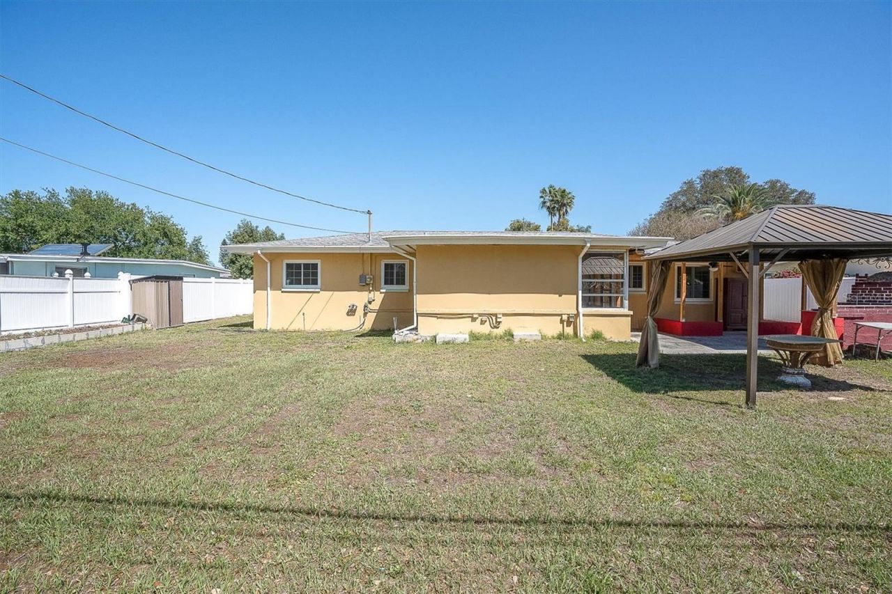 2214 Duncan Drive, Belleair Bluffs, FL 33770 Photo