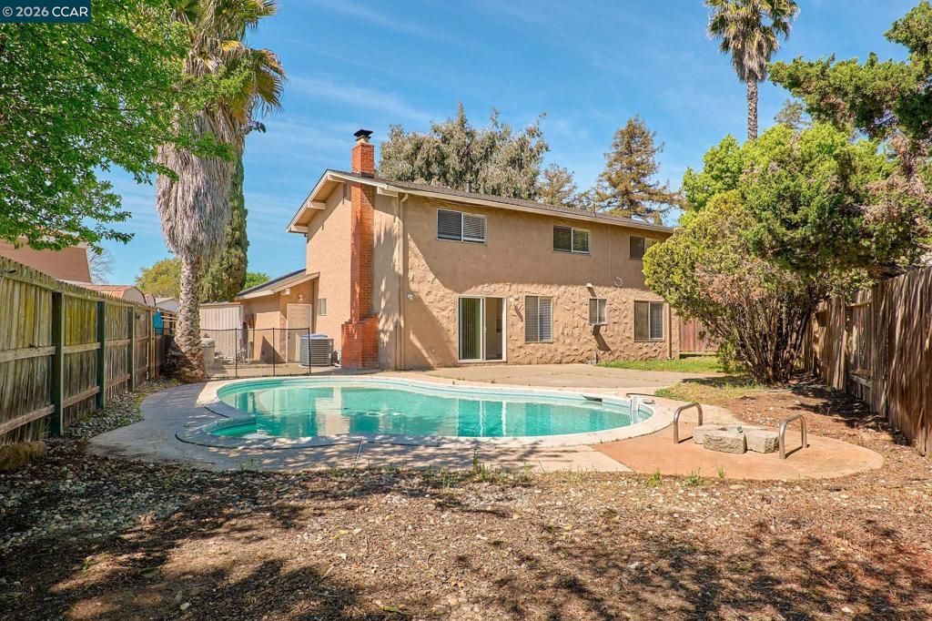 1706 Barton Dr, Fairfield, CA 94534 Main Photo