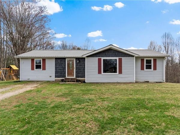 236 Ed Nixon Road , Thurmond, NC 28683