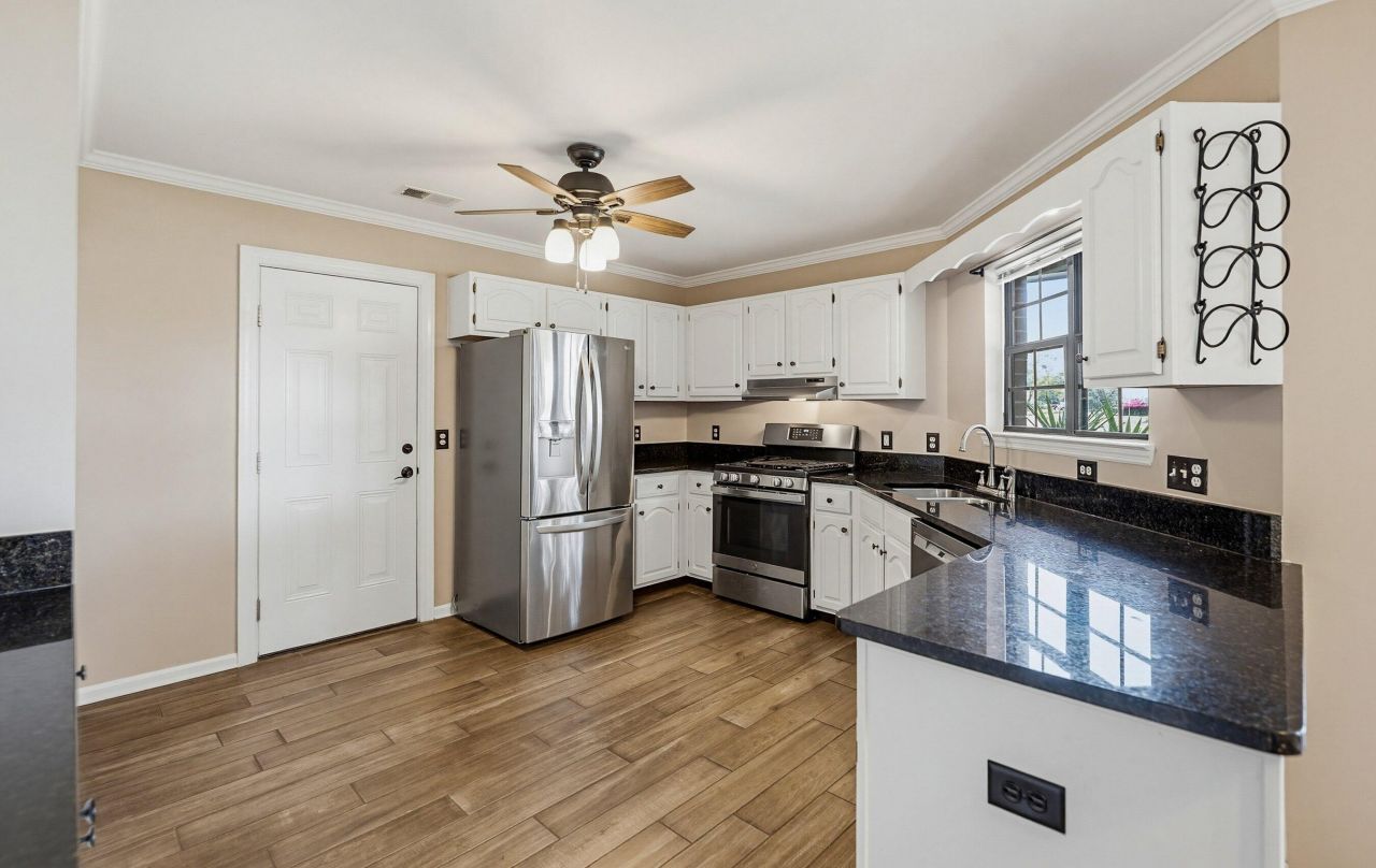 1037 Otter Circle Photo 19