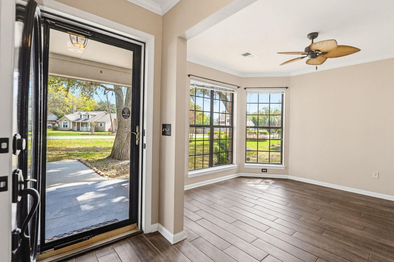 1037 Otter Circle Photo 9