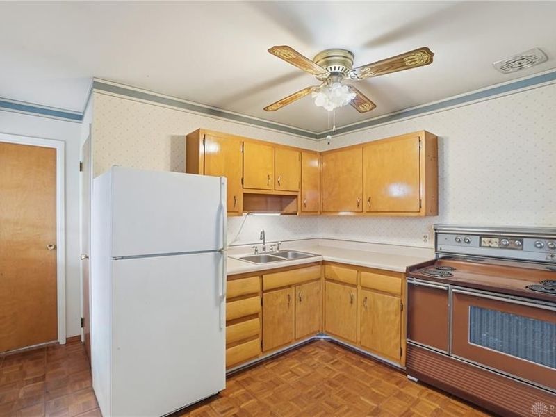 1087 Fairfield Road, Troy, OH 45373 Photo 12