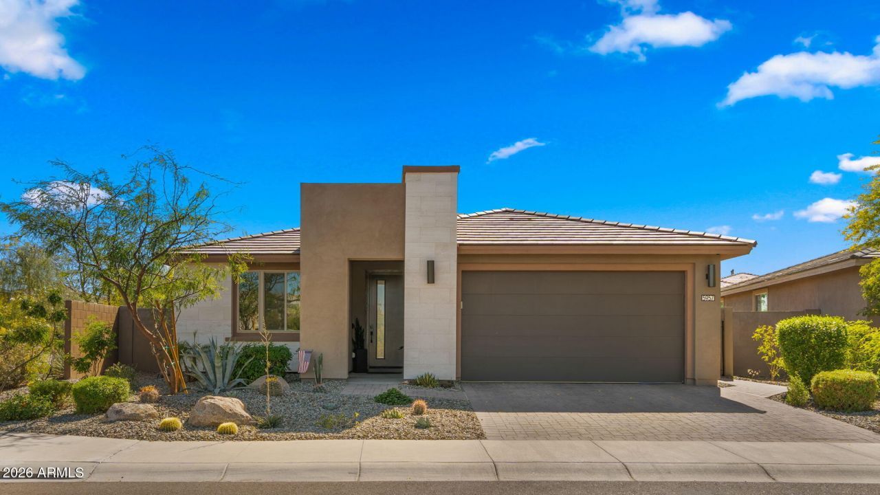 5957 E Salter Drive, Phoenix, AZ 85054 Main Photo