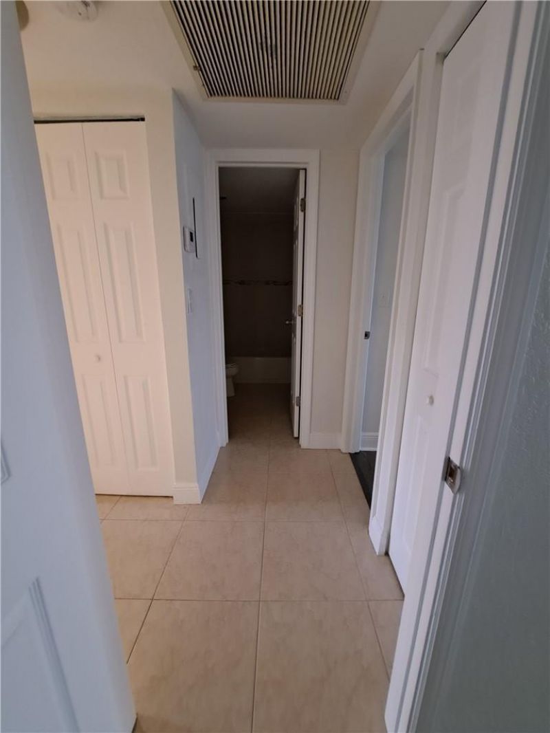 9838 Nob Hill Court, Unit 9838, Sunrise, FL 33351 Photo