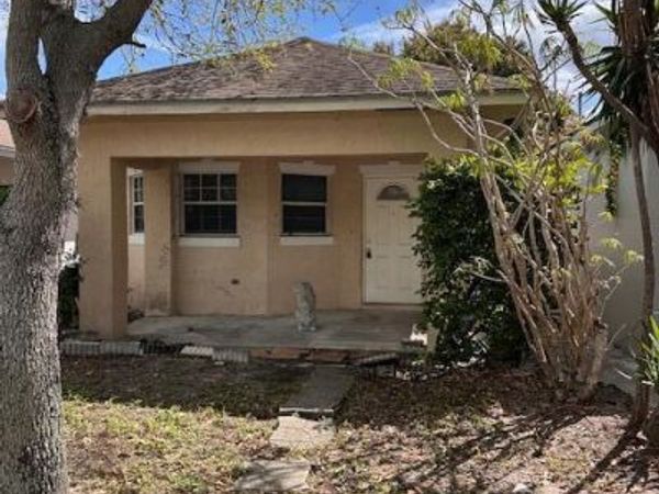 518 S E Street, Lake Worth Beach, FL 33460